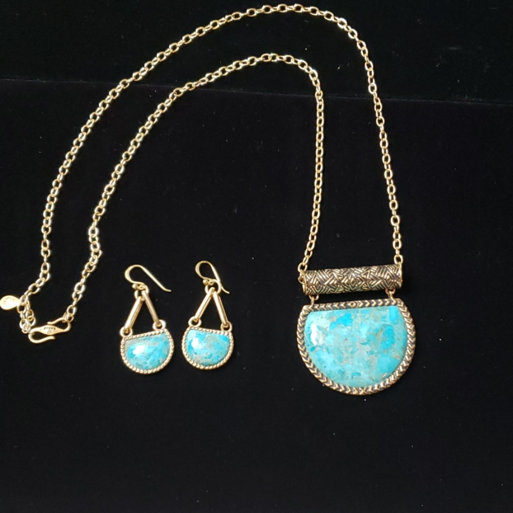 Barse Gold Turquoise Necklace Earings